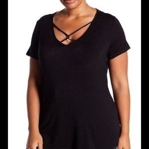 NWT⬇️ PLANET GOLD TOP